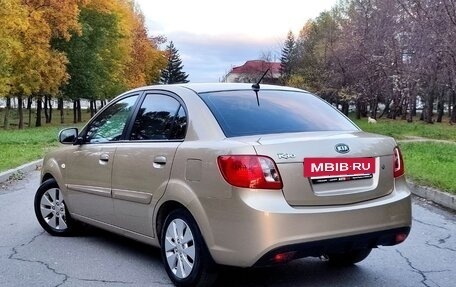 KIA Rio II, 2011 год, 554 000 рублей, 2 фотография