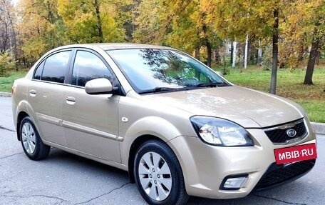 KIA Rio II, 2011 год, 554 000 рублей, 10 фотография