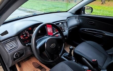 KIA Rio II, 2011 год, 554 000 рублей, 11 фотография
