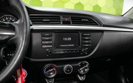 KIA Rio IV, 2018 год, 1 350 000 рублей, 18 фотография