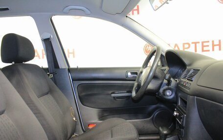 Volkswagen Golf IV, 2003 год, 409 000 рублей, 10 фотография