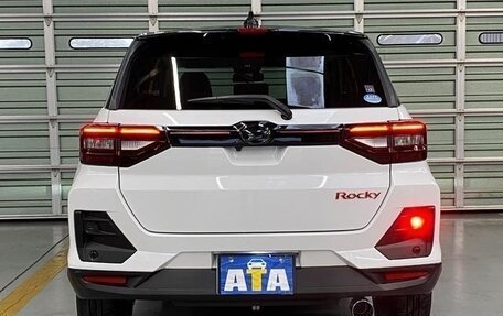 Daihatsu Rocky, 2021 год, 1 420 000 рублей, 6 фотография