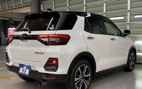 Daihatsu Rocky, 2021 год, 1 420 000 рублей, 7 фотография