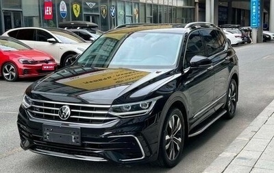 Volkswagen Tiguan II, 2021 год, 2 000 000 рублей, 1 фотография