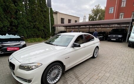 BMW 5 серия, 2011 год, 1 650 000 рублей, 2 фотография