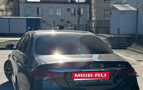 Mercedes-Benz E-Класс, 2020 год, 5 800 000 рублей, 2 фотография