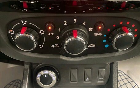 Renault Duster I рестайлинг, 2015 год, 1 120 000 рублей, 17 фотография