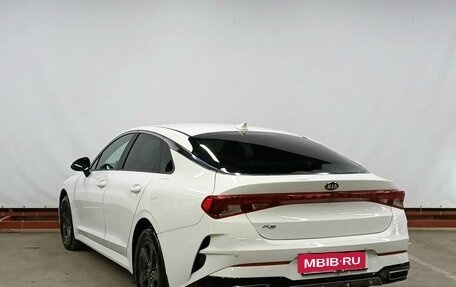 KIA K5, 2021 год, 1 740 000 рублей, 7 фотография