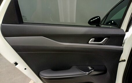 KIA K5, 2021 год, 1 740 000 рублей, 20 фотография