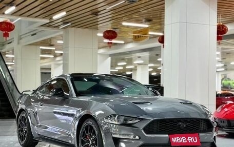 Ford Mustang VI рестайлинг, 2022 год, 3 659 334 рублей, 1 фотография