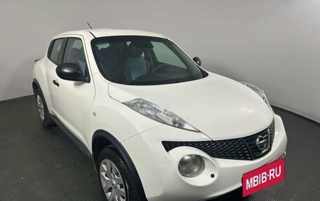 Nissan Juke II, 2012 год, 850 000 рублей, 3 фотография