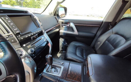Toyota Land Cruiser 200, 2014 год, 3 700 000 рублей, 6 фотография