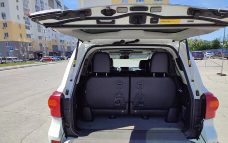 Toyota Land Cruiser 200, 2014 год, 3 700 000 рублей, 4 фотография