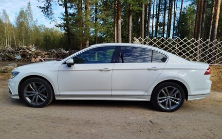 Volkswagen Passat B8 рестайлинг, 2016 год, 1 650 000 рублей, 19 фотография