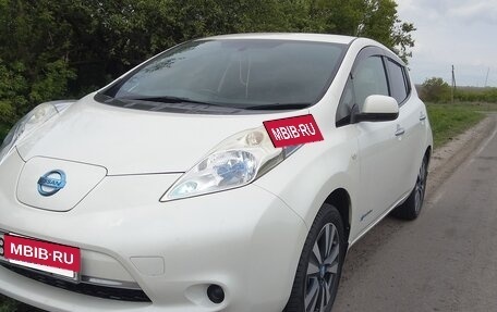 Nissan Leaf I, 2013 год, 1 200 000 рублей, 4 фотография