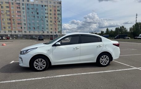 KIA Rio IV, 2018 год, 1 175 000 рублей, 3 фотография
