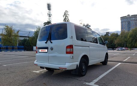Volkswagen Caravelle T5, 2014 год, 1 590 000 рублей, 3 фотография