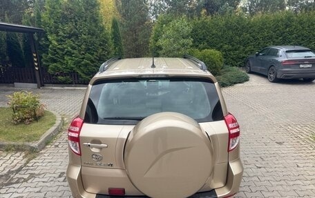 Toyota RAV4, 2010 год, 1 950 000 рублей, 4 фотография
