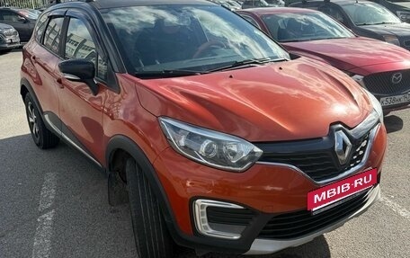 Renault Kaptur I рестайлинг, 2017 год, 1 330 000 рублей, 4 фотография