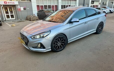 Hyundai Sonata VII, 2019 год, 1 800 000 рублей, 1 фотография