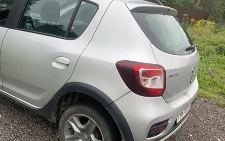Renault Sandero II рестайлинг, 2017 год, 970 000 рублей, 7 фотография