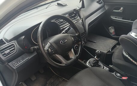 KIA Rio III рестайлинг, 2014 год, 720 000 рублей, 10 фотография
