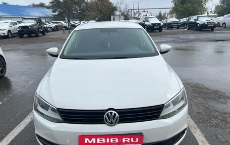 Volkswagen Jetta VI, 2014 год, 1 120 000 рублей, 3 фотография