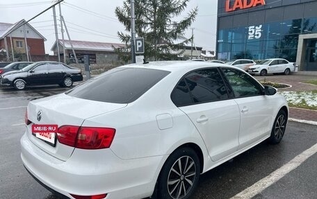 Volkswagen Jetta VI, 2014 год, 1 120 000 рублей, 2 фотография