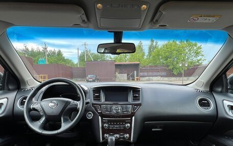 Nissan Pathfinder, 2015 год, 1 550 000 рублей, 13 фотография