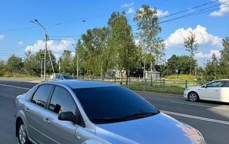 Ford Focus II рестайлинг, 2005 год, 130 000 рублей, 2 фотография