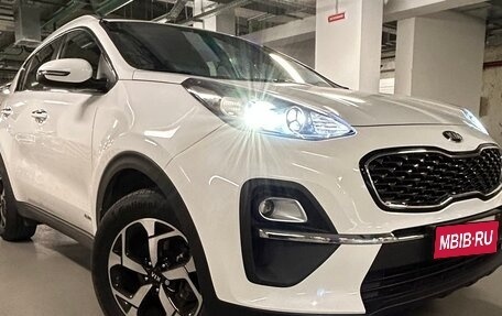 KIA Sportage IV рестайлинг, 2021 год, 2 800 000 рублей, 1 фотография