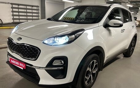KIA Sportage IV рестайлинг, 2021 год, 2 800 000 рублей, 2 фотография