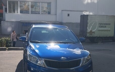 KIA Rio III рестайлинг, 2013 год, 930 000 рублей, 1 фотография