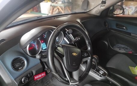 Chevrolet Cruze II, 2013 год, 730 000 рублей, 3 фотография
