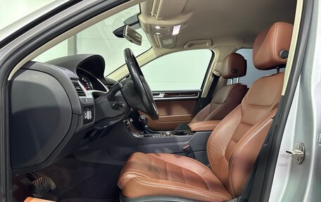Volkswagen Touareg III, 2015 год, 3 300 000 рублей, 22 фотография
