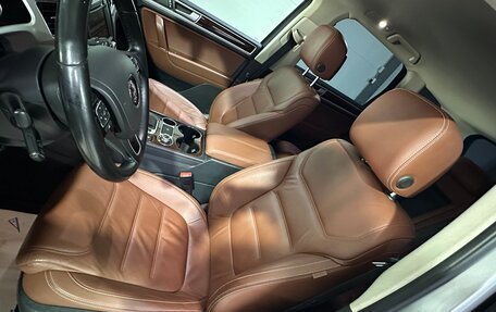 Volkswagen Touareg III, 2015 год, 3 300 000 рублей, 23 фотография