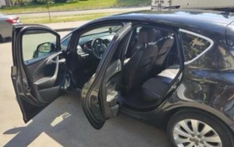 Opel Astra J, 2011 год, 620 000 рублей, 3 фотография