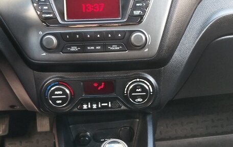 KIA Rio III рестайлинг, 2013 год, 930 000 рублей, 27 фотография