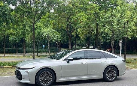 Toyota Crown, 2025 год, 6 636 000 рублей, 7 фотография