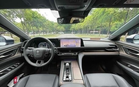 Toyota Crown, 2025 год, 6 636 000 рублей, 9 фотография