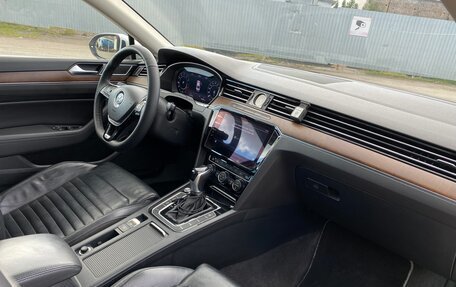 Volkswagen Passat B8 рестайлинг, 2017 год, 2 150 000 рублей, 11 фотография