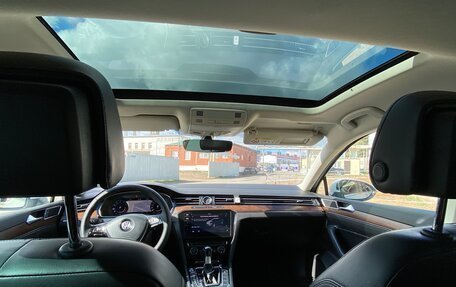 Volkswagen Passat B8 рестайлинг, 2017 год, 2 150 000 рублей, 14 фотография