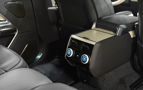 Land Rover Range Rover IV рестайлинг, 2025 год, 29 690 000 рублей, 21 фотография