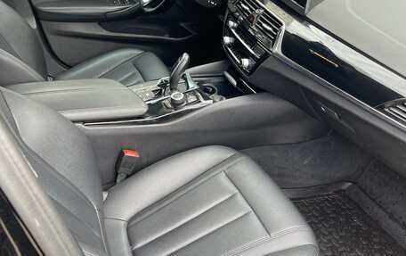 BMW 5 серия, 2019 год, 1 950 000 рублей, 2 фотография