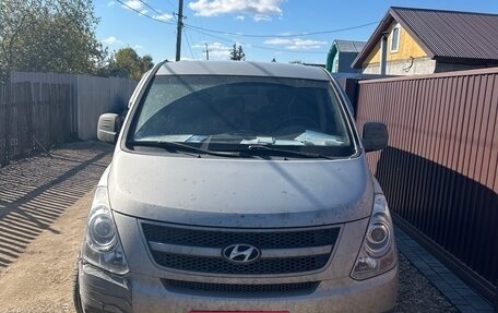 Hyundai H-1 II рестайлинг, 2008 год, 600 000 рублей, 1 фотография