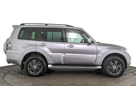 Mitsubishi Pajero IV, 2014 год, 2 780 000 рублей, 4 фотография