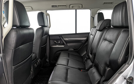 Mitsubishi Pajero IV, 2014 год, 2 780 000 рублей, 18 фотография