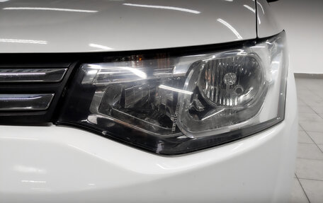 Mitsubishi Outlander III рестайлинг 3, 2013 год, 1 640 000 рублей, 17 фотография