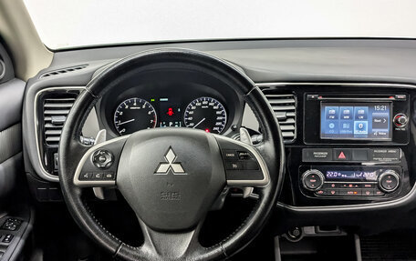 Mitsubishi Outlander III рестайлинг 3, 2013 год, 1 640 000 рублей, 22 фотография