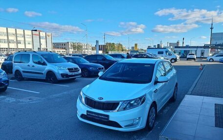 KIA Rio III рестайлинг, 2014 год, 1 120 000 рублей, 3 фотография